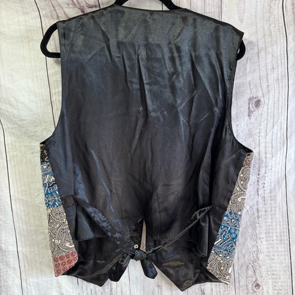 Vintage women’s patchwork fully beaded embroidered vest large - Picture 8 of 8